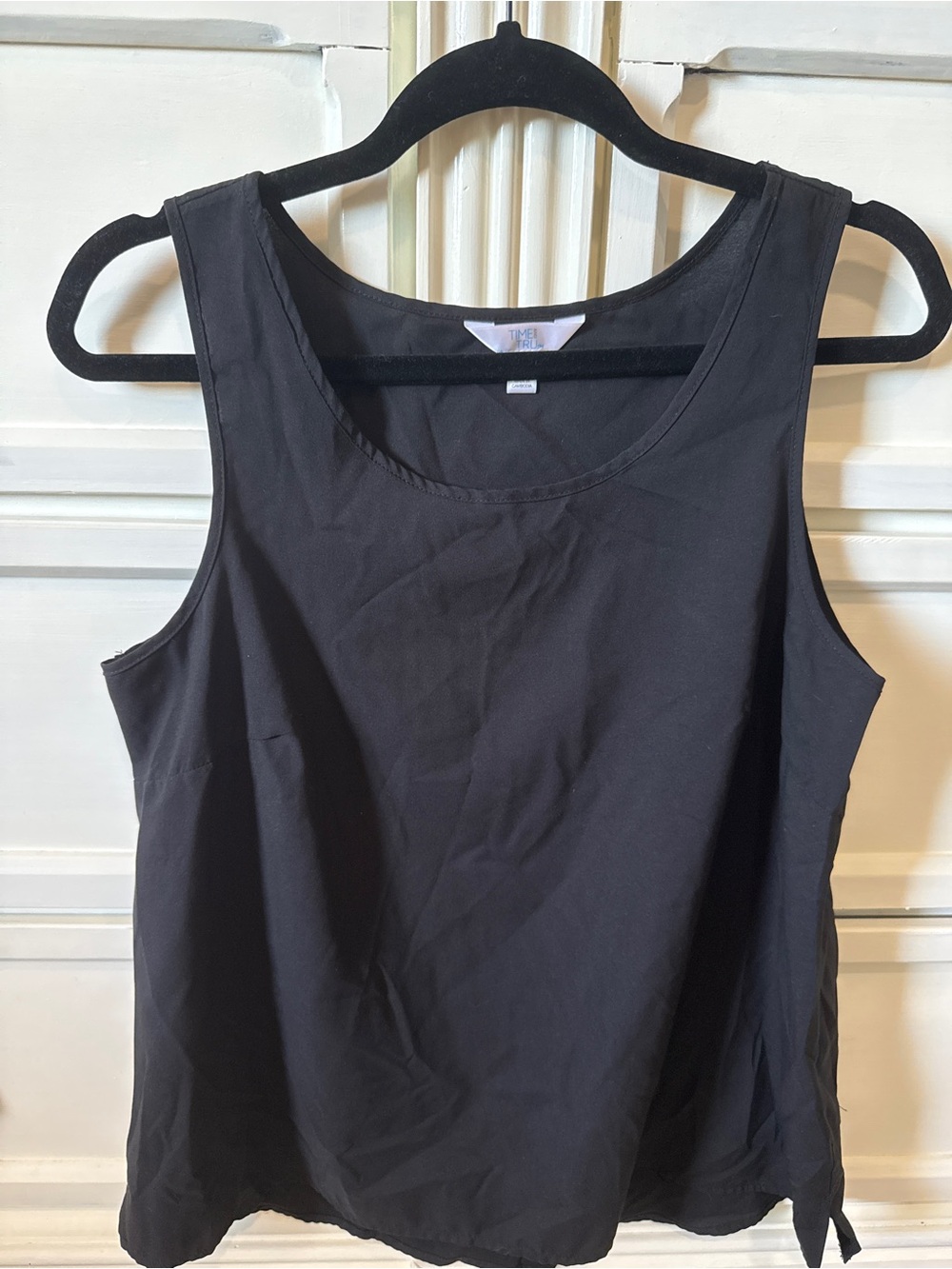 Time and Tru Black Scoop Neck Tank Top